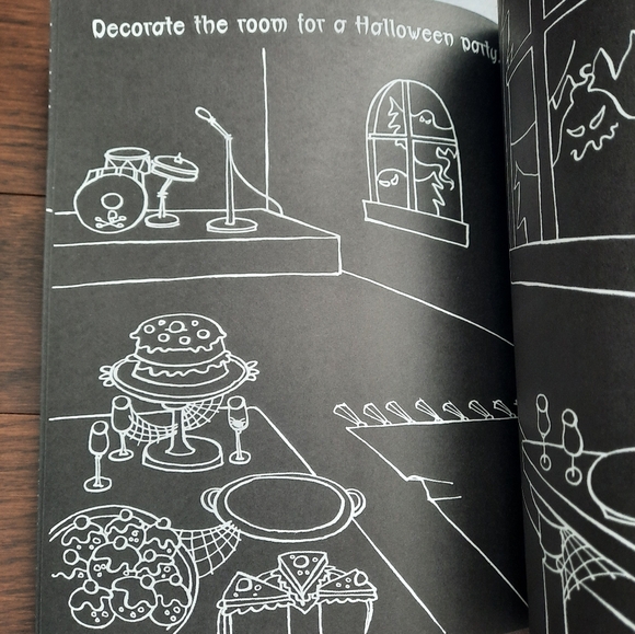 Spooky Doodles Book - Picture 5 of 7